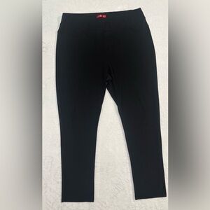 Black thick legging with back pockets